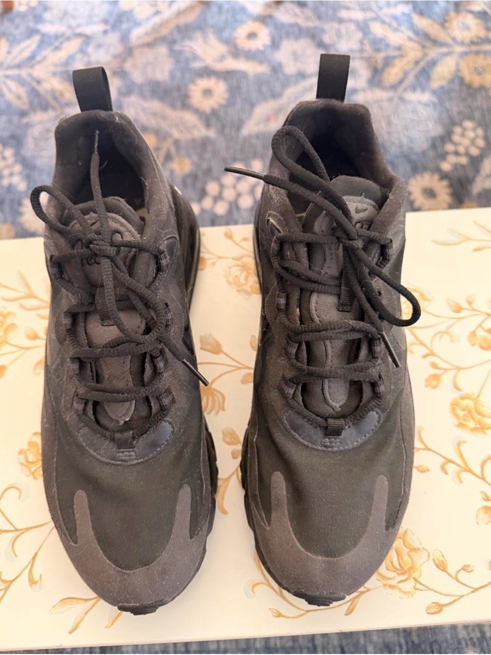 Nike Air 270 React Women’s Size 8 All-Black Athletic Sneakers